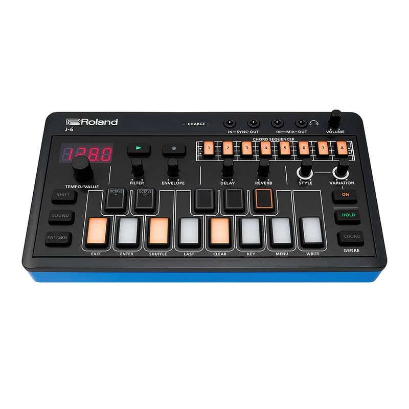 Roland AIRA J-6 Chord Synthesizer 1