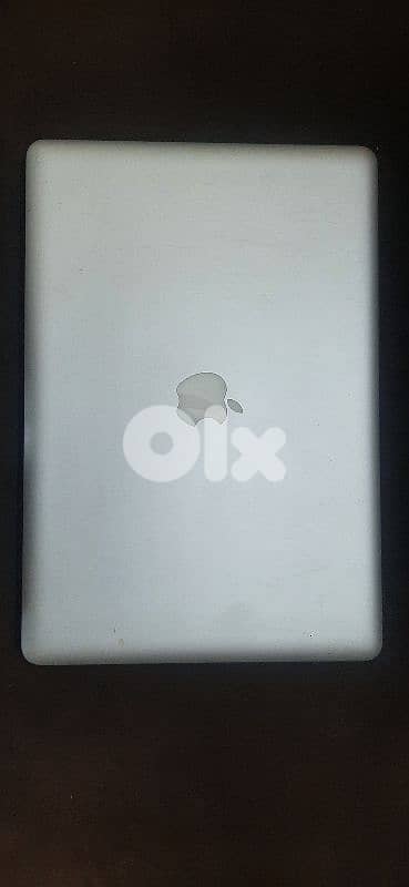 لابتوب آبل  ماكبوك ٢جيغا ١٢ أنش . شبه جديد . خلده أو بيروت