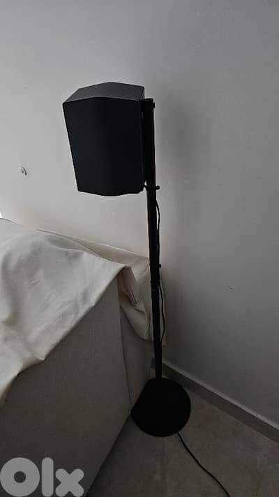 Samsung Q990C with rear speakers stand 11.1. 4 channels