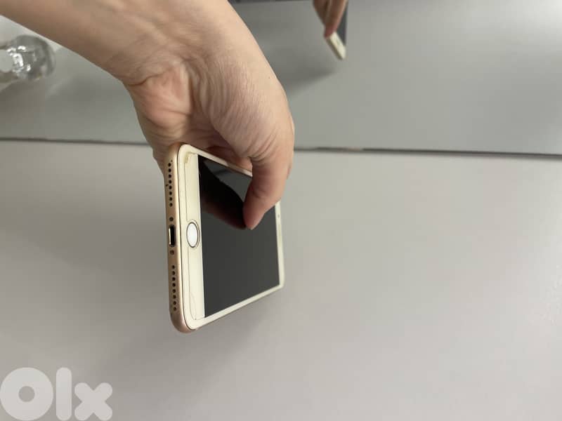 IPhone 8 Plus used 64 G 2