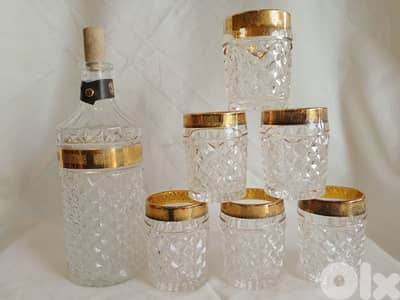 طقم زجاج ألماسي مذهب يعود للستينيات