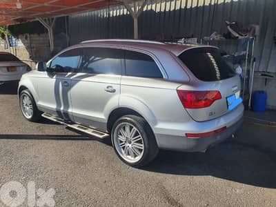 أودي كيو 7 2008