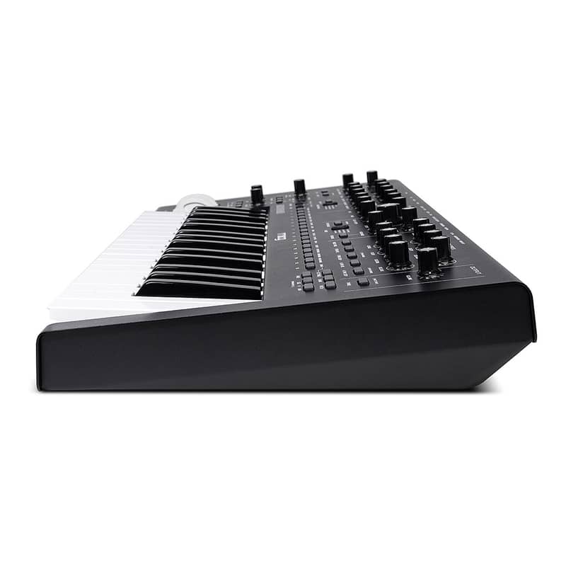 Moog Messenger Analog Synthesizer 2