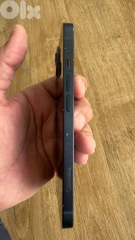 iPhone 13 256 Black 7