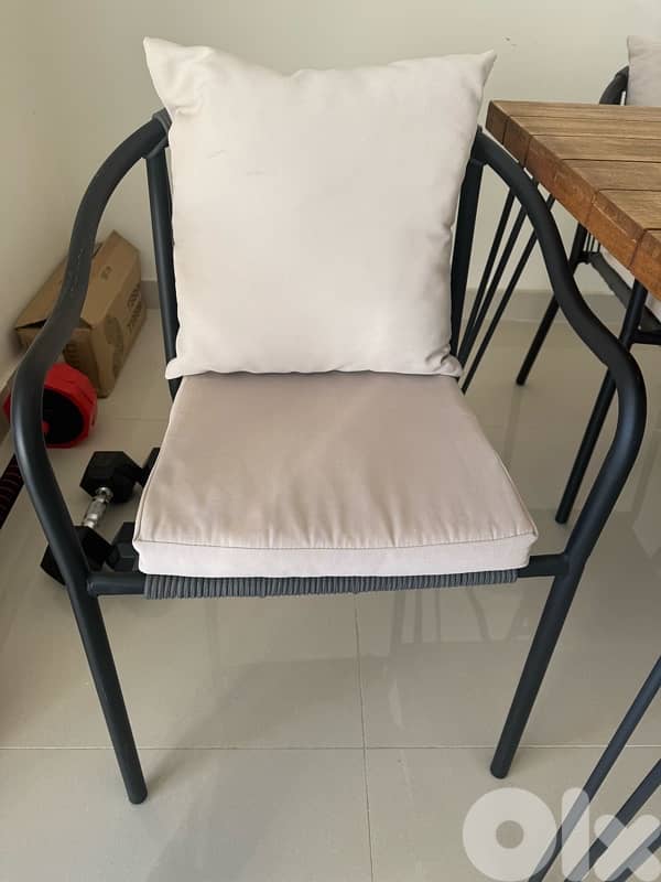 dining table/chairs ( outdoor/indoor ) 3