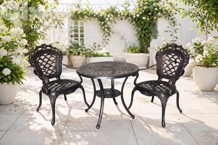 طقم بيسترو أنيق للخارج (طاولة + 2 كرسي) سعر نهائي 380$