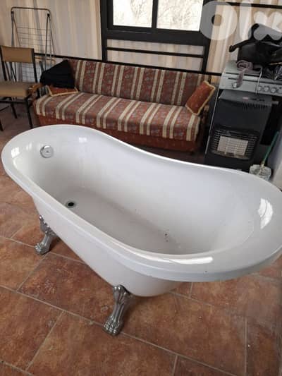 bathtub - حوض الاستحمام