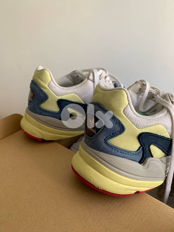 Adidas Falcon shoes size 41 1/3 - US 9 2