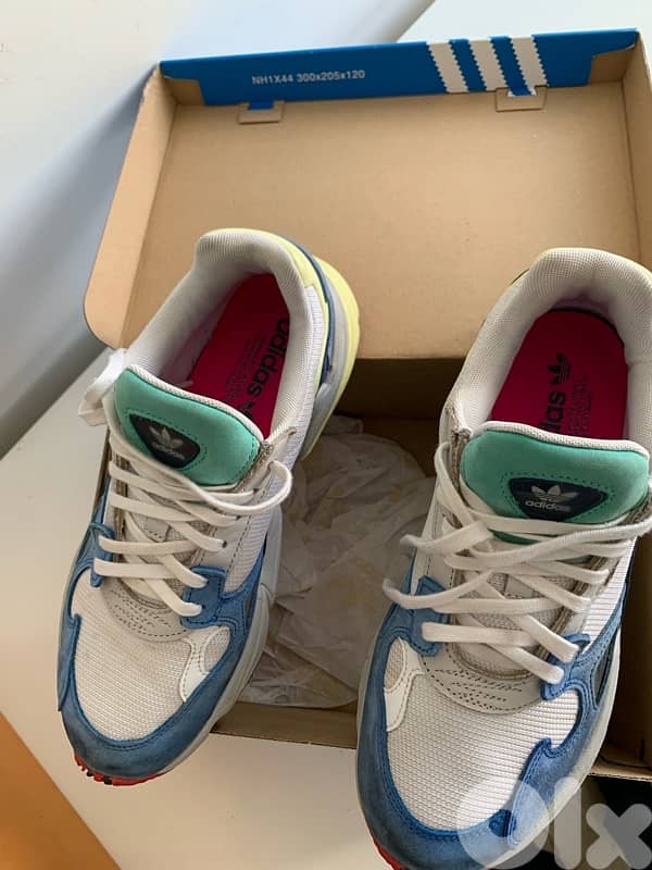 Adidas Falcon shoes size 41 1/3 - US 9 3