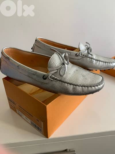 Tod’s mocassin size 40 - silver color