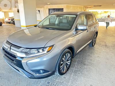 Mitsubishi Outlander 2019 SEL V6 4X4 LUXURY EDITION