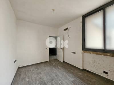 GMC163LG Apartment for sale in Achrafieh - شقة للبيع في الأشرفية