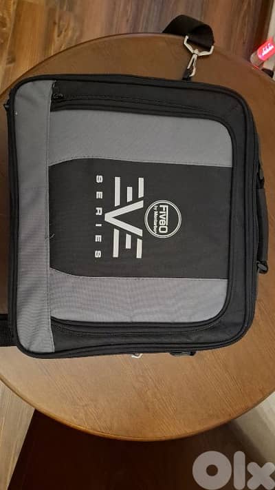 Montarbo Five-O Analog Mixer