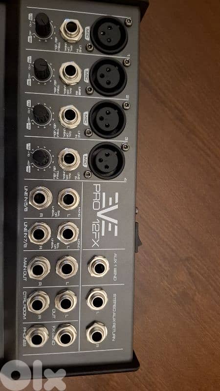 Montarbo Five-O Analog Mixer 4
