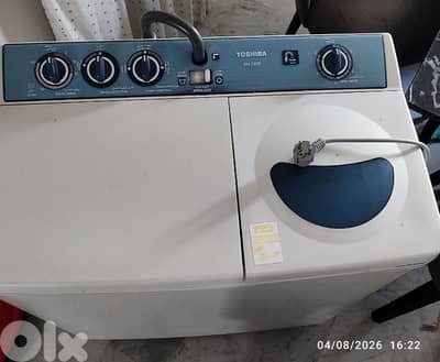 Waching machine Toshiba غسالة حوضين
