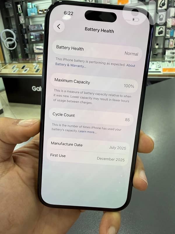 IPHONE 16 256GB USED 4