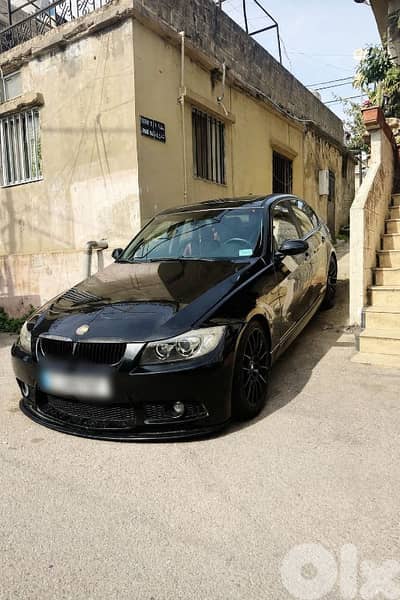 BMW E90 2006 330