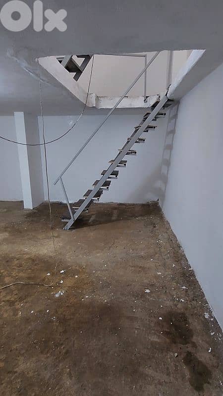 depo for sale in bourj hammoud 4