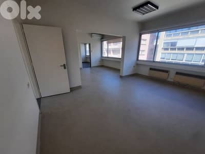 office for rent مكتب للاجار