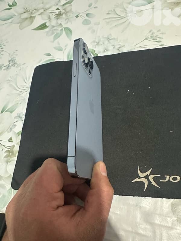 iphone 13 pro max 256gb zero scratch never repaired 3