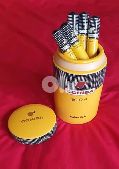 siglo lv ceramic box