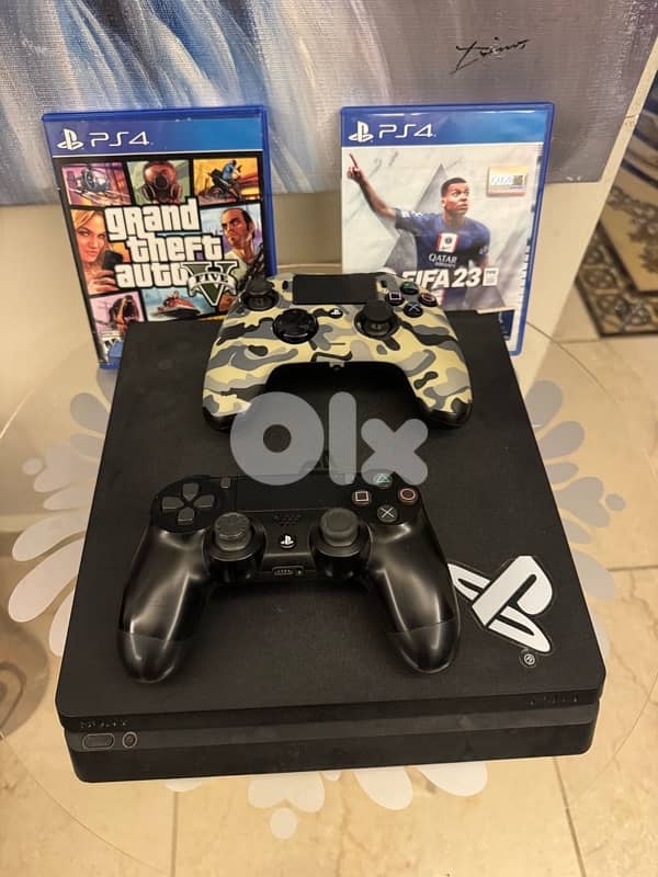 playstation 4 slim 1Tb 1