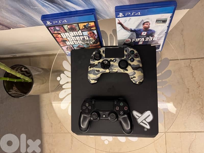 playstation 4 slim 1Tb 2