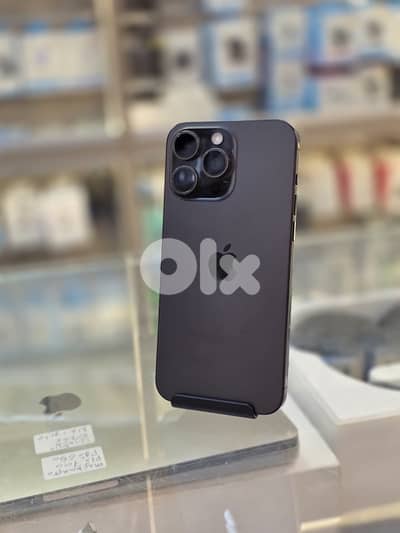 Used iphone 15 pro max 512 gb black E-sim only