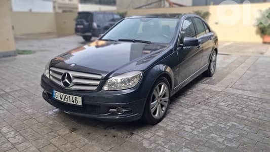 Mercedes-Benz 200 Series 2009