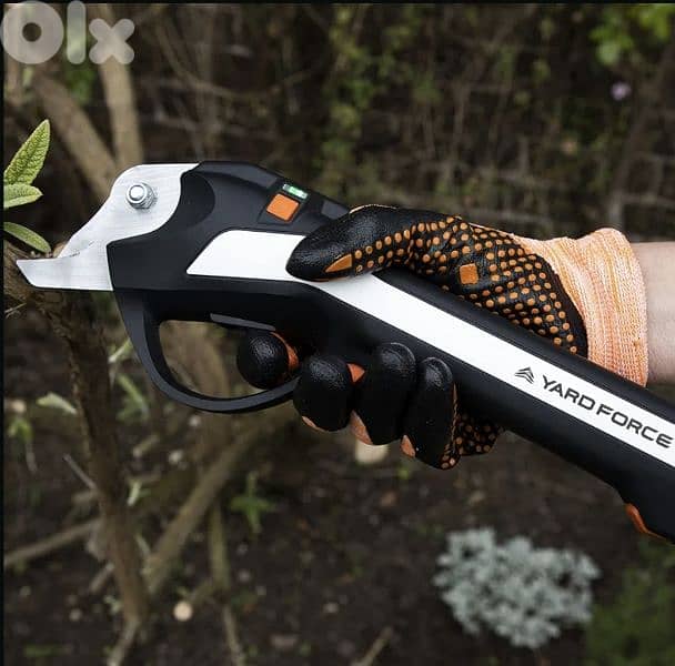 Grass shear & hedge trimmer blade + trowel,fork,battery&charger 5