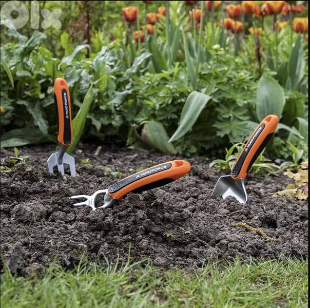 Grass shear & hedge trimmer blade + trowel,fork,battery&charger 6