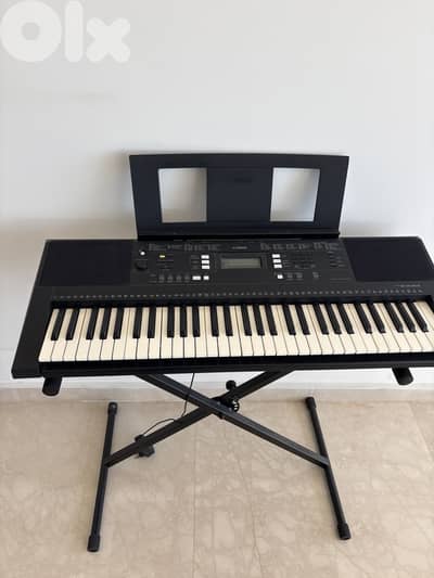 Piano keyboard