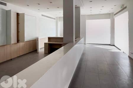 GMC168LG Shop for sale in Achrafieh - محل للبيع في الأشرفية