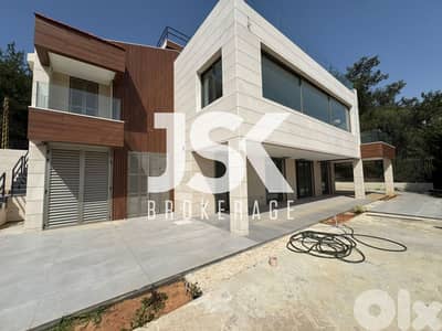 L20922 - Modern Furnished High-End Finishing Villa For Rent in Baabdat