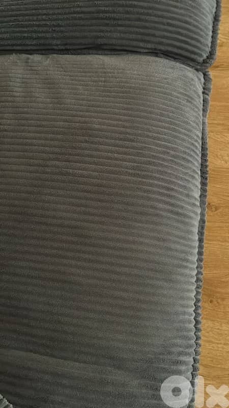 Brand new sofa used for one month 1