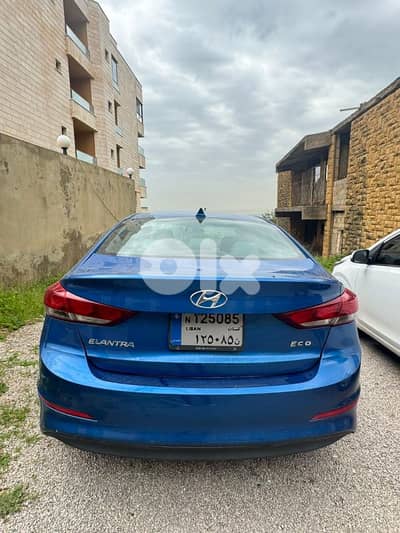 Hyundai Elantra 2017