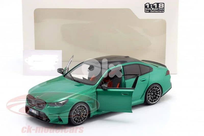 BMW M5 (G90) 2025 diecast car model 1;18 6