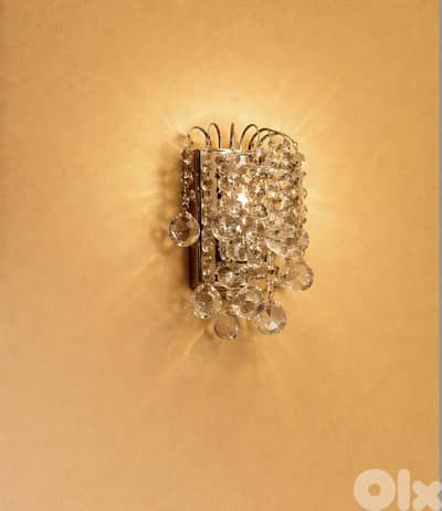 دوايات كريستال (2 للحيط + وحدة كبيرة للسقف)