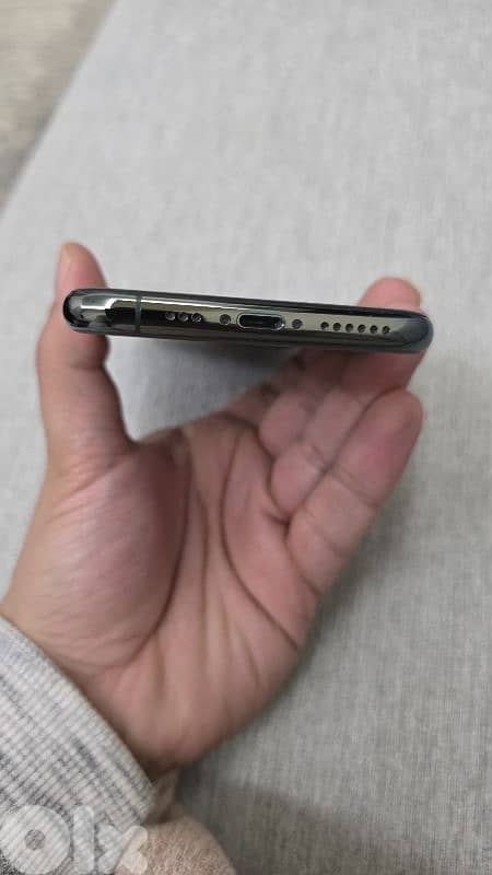 Iphone 11 Pro Excellent Condition 4