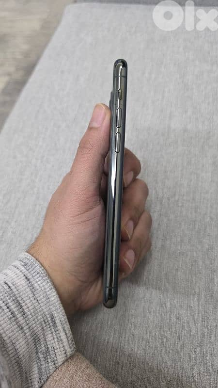 Iphone 11 Pro Excellent Condition 5