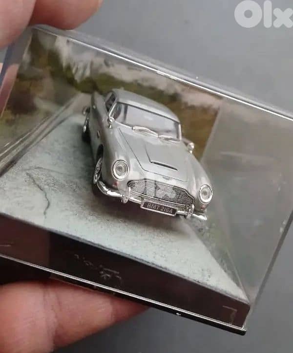 007 1/43 cars 9