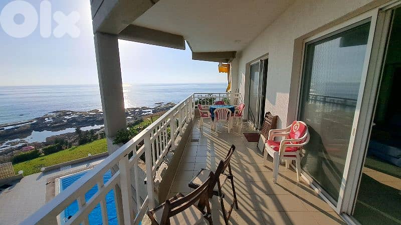 Beachfront Chalet in Jbeil with swimming-pool 10