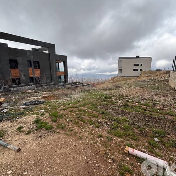 685 Sqm Land in Faqra 2