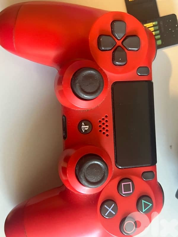 ps4 fat used with red controller 1 cd 1
