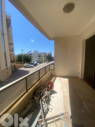 Apartment For Sale in Dbayeh 250000$ شقة للبيع في ضبية