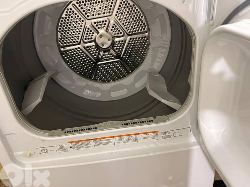 FRIGIDAIRE WSHING MACHINE & DRYER 5