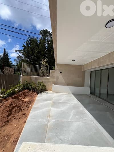 Apartment for sale in Broumana with terrace