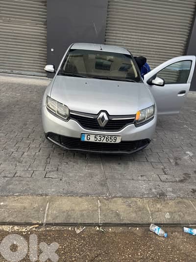 Renault Sandero 2015
