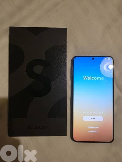 S22+ like new with box