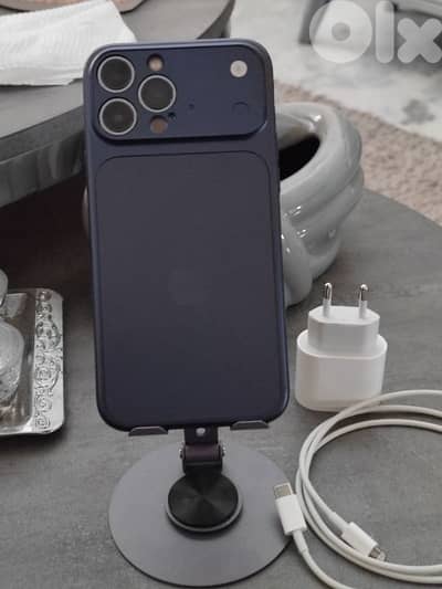 iPhone 13 pro max mint condition changed original battery